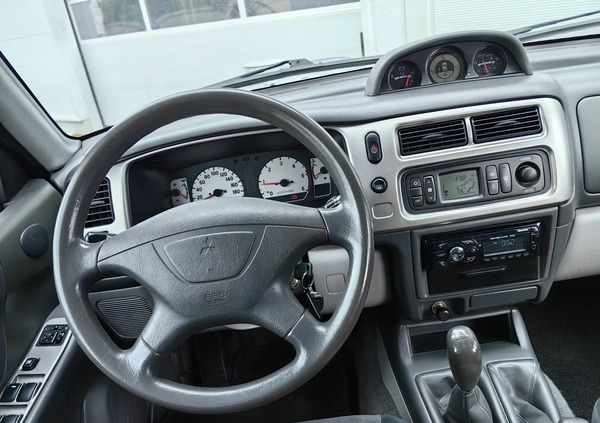 Mitsubishi Pajero cena 26000 przebieg: 169000, rok produkcji 2006 z Szprotawa małe 742